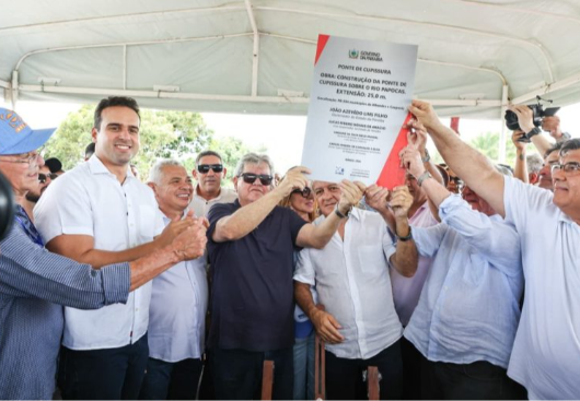 João Azevêdo entrega obras de mobilidade no valor de R$ 30,1 milhões no Litoral Sul e reafirma compromisso com a região